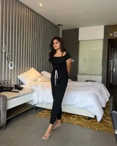 Call Girls Dubai Cash On Delivery